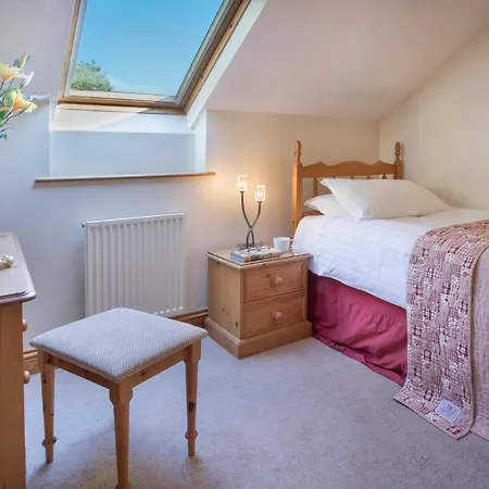 4 Bed In Near And Far Sawrey Llh45