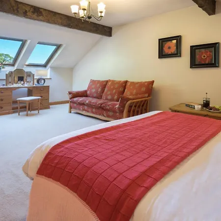 4 Bed In Near And Far Sawrey Llh45